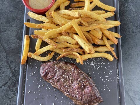 Le Beef Steakhouse Paris : Dégustez une bavette maturée de goût à prix exceptionnel !